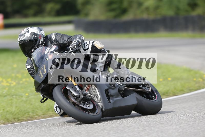 /53 16.09.2025 Track Day Domi Aegerter ADR/Gruppe rot/17